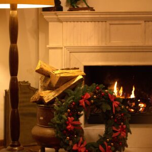 Wianek świąteczny z ozdobami średni/duży